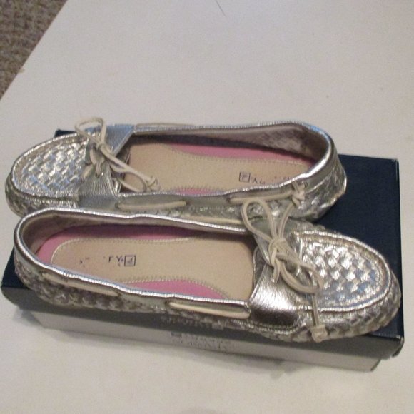Sperry Topsider's Silver Metallic 10 - Picture 3 of 9